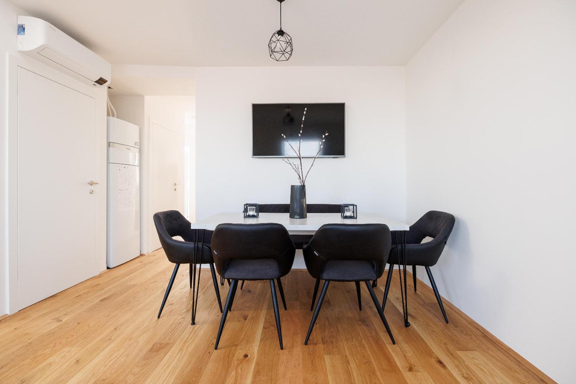 Symphony Apartments 38 - Modern Loft With Terrace And Grill In Central Location Vienna Esterno foto