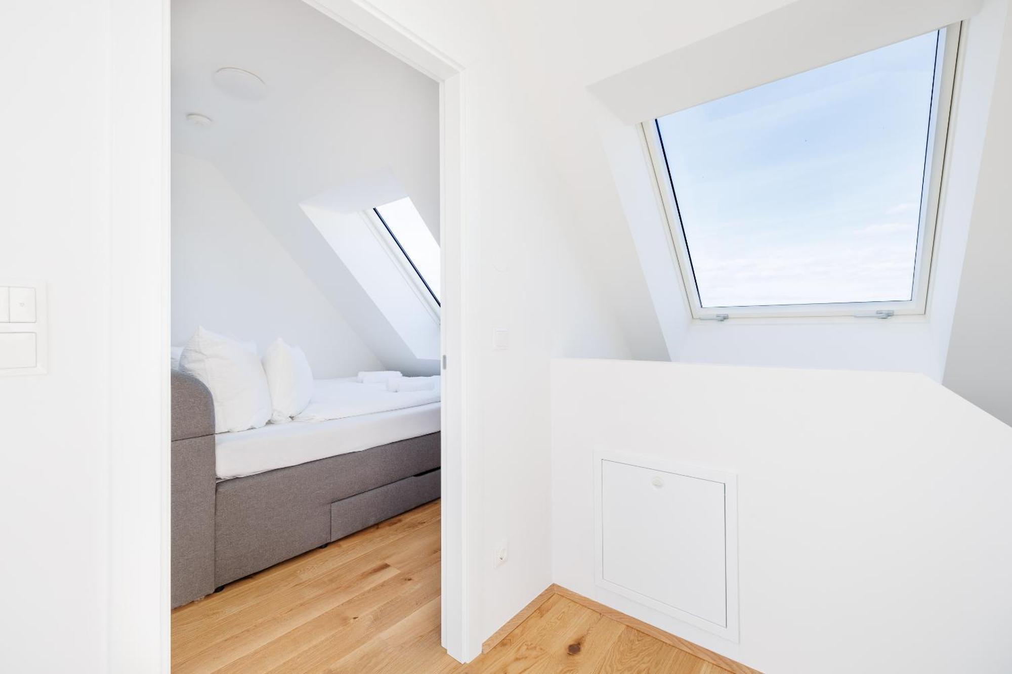 Symphony Apartments 38 - Modern Loft With Terrace And Grill In Central Location Vienna Esterno foto