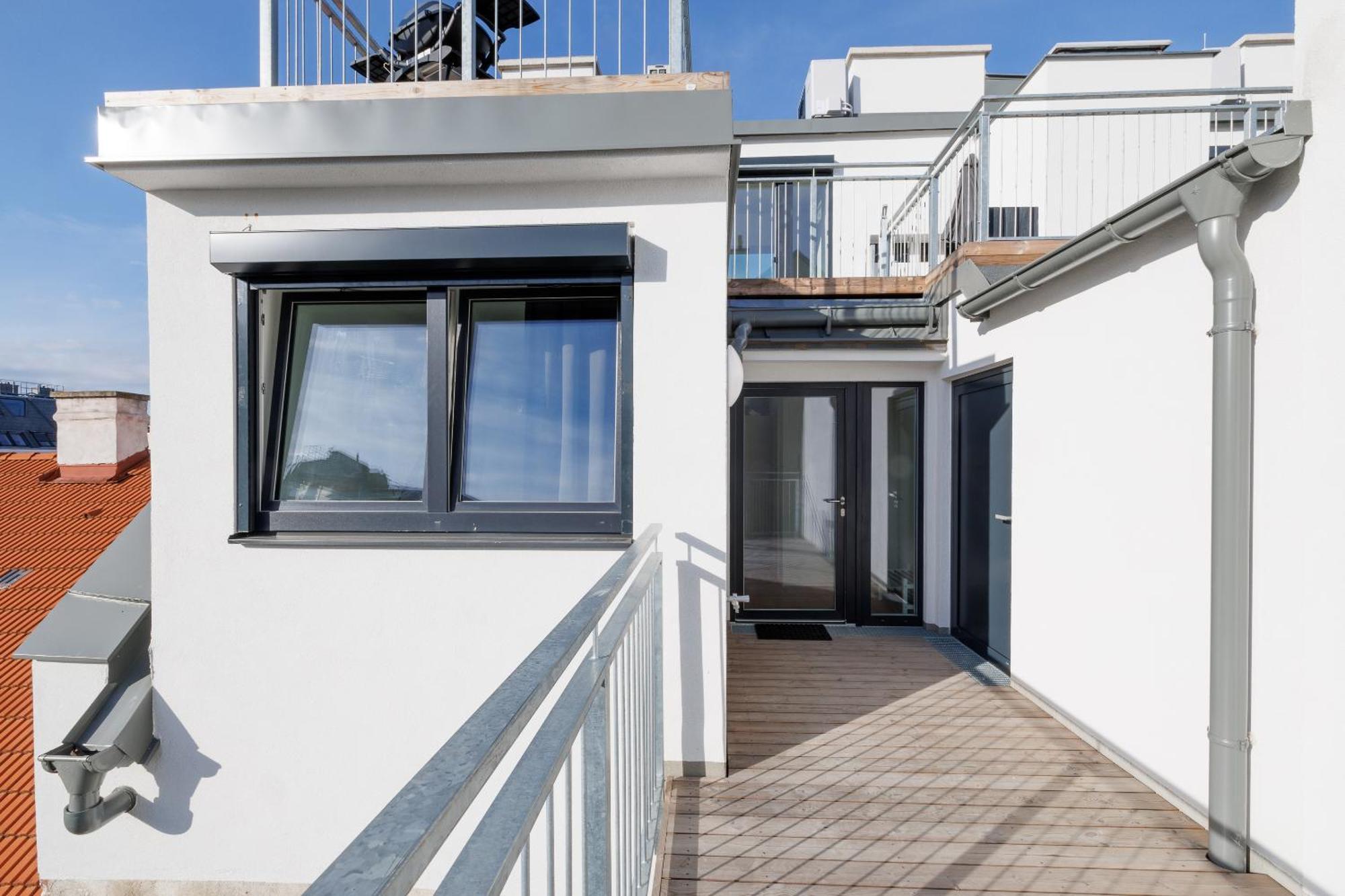 Symphony Apartments 38 - Modern Loft With Terrace And Grill In Central Location Vienna Esterno foto