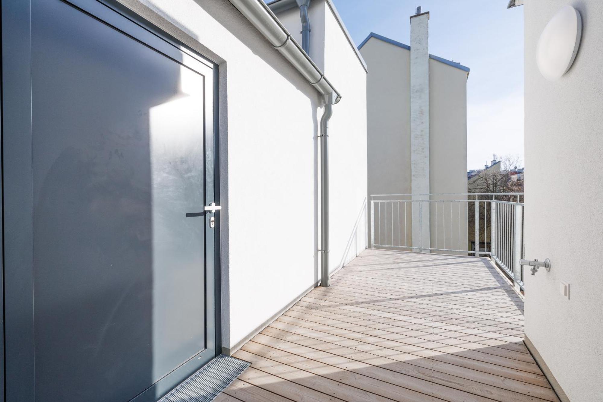 Symphony Apartments 38 - Modern Loft With Terrace And Grill In Central Location Vienna Esterno foto